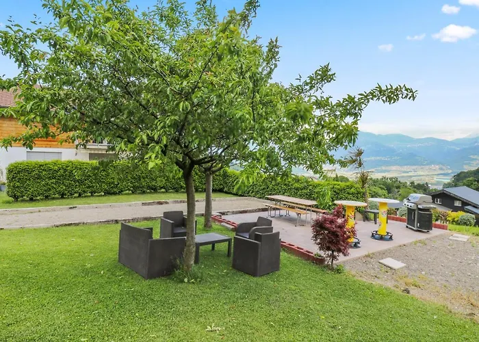 Avec Vue Sur La Plaine *