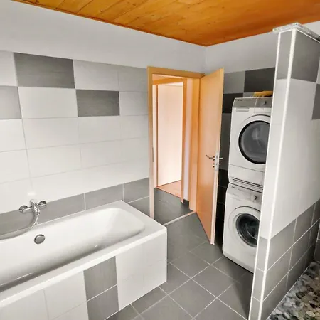 Apartament Avec Vue Sur La Plaine Troistorrents